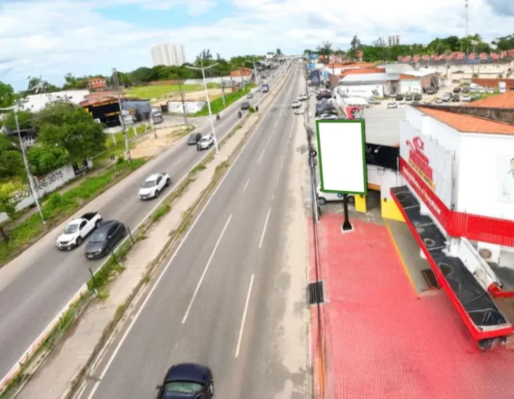 Blocos, cores e marcas: ativa&ccedil;&otilde;es OOH que entraram na folia